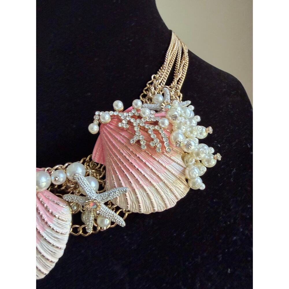 Betsey Johnson Shell Necklace Starfish Pearl Pink Gold Statement Chunky - Picture 2 of 11